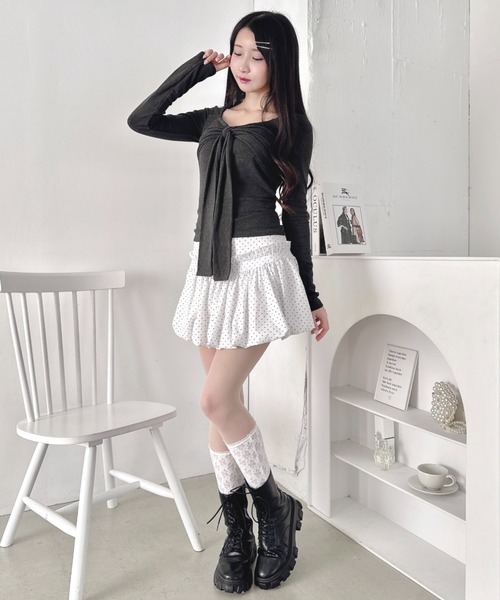 Loueme(ルエム)の「カップ付きフロントリボントップス(Tシャツ/カットソー・レディース・オフホワイト/グレー/ブラック・FREE)」の7枚目の写真