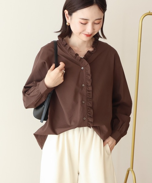 AMERICAN HOLIC（アメリカンホリック）の「フリルVネックブラウス（シャツ/ブラウス・レディース・ブラウン/サックスブルー・L/M）」の2枚目の写真