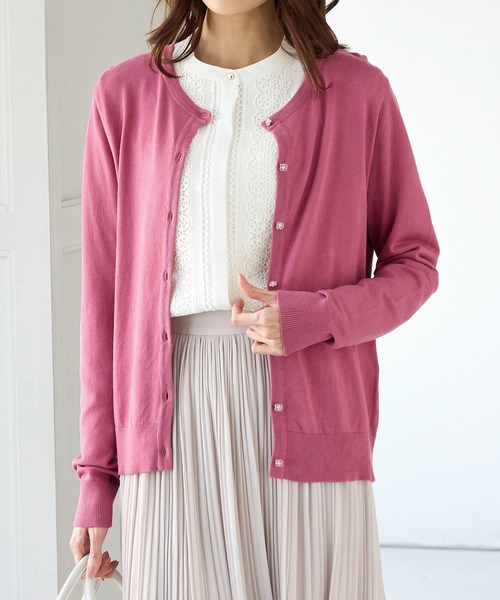 Honeys(ハニーズ)の「【UVカット・花粉リリース加工】花粉対策フラワー釦カーディガン(カーディガン/ボレロ・レディース・イエロー/ネイビー/ピンク/ブラック×ベージュ/アイボリー/ホワイト×ブラック/サックスブルー/ブラック・L/LL/M/S)」の8枚目の写真