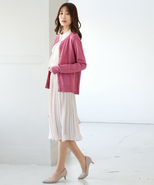 Honeys(ハニーズ)の「【UVカット・花粉リリース加工】花粉対策フラワー釦カーディガン(カーディガン/ボレロ・レディース・イエロー/ネイビー/ピンク/ブラック×ベージュ/アイボリー/ホワイト×ブラック/サックスブルー/ブラック・L/LL/M/S)」の18枚目の写真