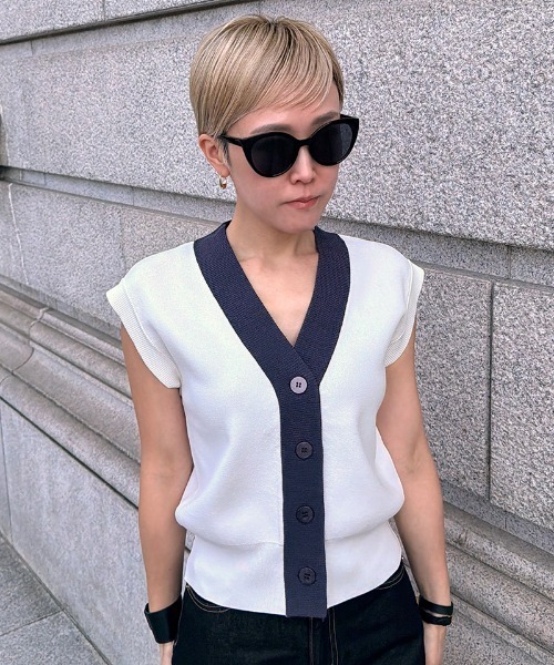 JENNE(ジェンヌ)の「ベスト風ニットトップス(Tシャツ/カットソー・レディース・ホワイト/ブラック/ネイビー・SMALL/LARGE/MEDIUM)」の3枚目の写真