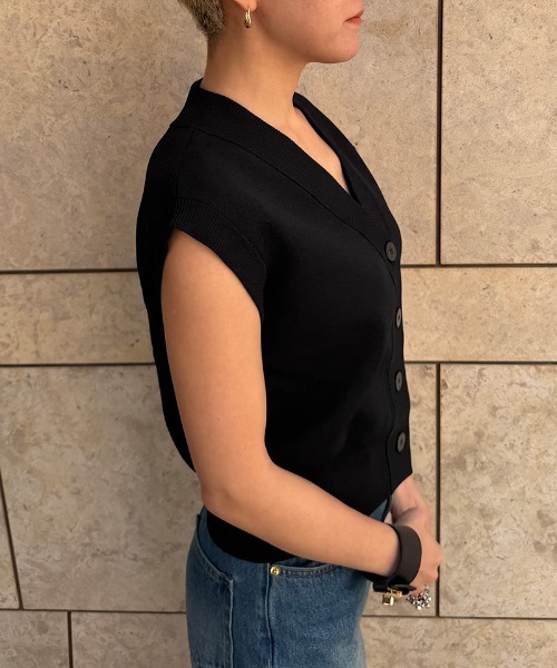 JENNE(ジェンヌ)の「ベスト風ニットトップス(Tシャツ/カットソー・レディース・ホワイト/ブラック・SMALL/LARGE/MEDIUM)」の5枚目の写真