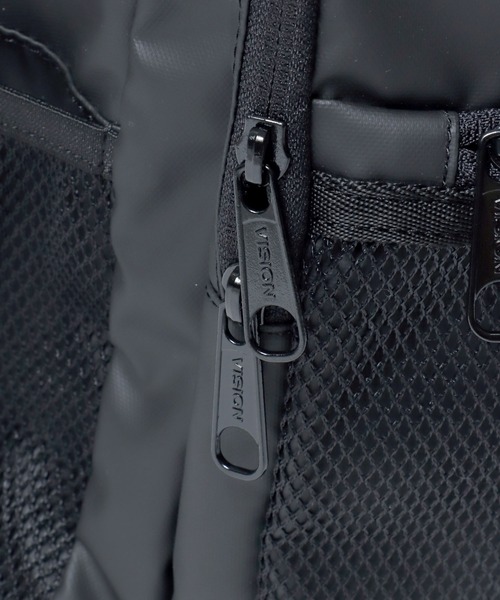 VISION STREET WEAR(ヴィジョンストリートウェア)の「VISION STREET WEAR(ヴィジョンストリートウェア)EXPANDABLE BACKPACK/サイズ拡張可能 バックパック/リュックサック(バックパック/リュック・メンズ・ブラック系1/ブラック系3・FREE)」の13枚目の写真