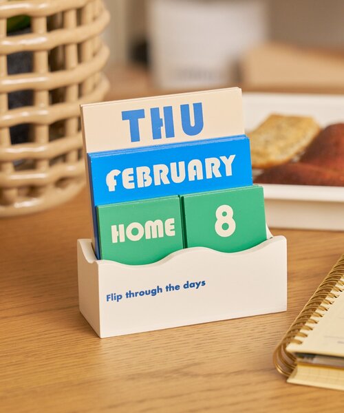 BIRTHDAY BAR(バースデイバー)の「【インフルエンサーakane.企画】Perpetual calendar Flips / 万年カレンダー(インテリア雑貨・レディース・ブルー・0)」の1枚目の写真