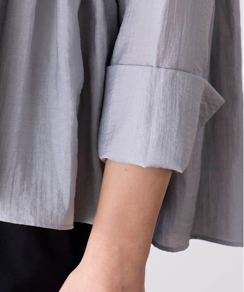 Marilyn Moon（マリリンムーン）の「code embroidery diamond tuck blouse（シャツ/ブラウス・レディース・オフホワイト/ネイビー/グレー/ブラック・FREE）」の7枚目の写真