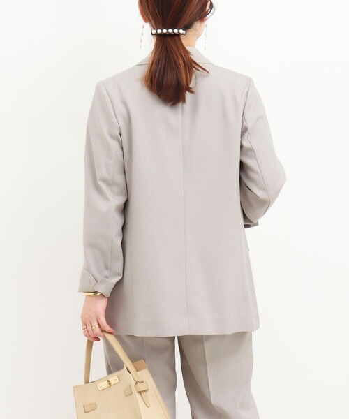 MICO COULIER（ミコクリエ）の「《セットアップ対応》ライトモククロスジャケット（テーラードジャケット・レディース・グレイッシュベージュ/ネイビー・38）」の4枚目の写真