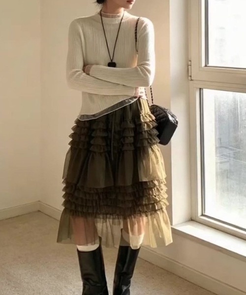 gossip!ロサンゼルス(ゴシップロサンゼルス)の「【春夏新作】レイヤードチュールミディティアードスカート【韓国ファッションガーリー】(スカート・レディース・オフホワイト/カーキ/ブラック・FREE)」の6枚目の写真