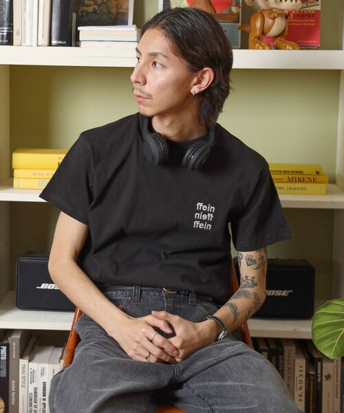 FFEIN(フェイン)の「【FFEIN(フェイン)】ワンポイント3段ロゴ刺繍ショート丈Tシャツ / クルーネック 半袖 ワンポイント シンプル 【短丈】(Tシャツ/カットソー・メンズ・ブラック/ダークグリーン/アッシュグレー/ホワイト/ネイビー/モカ・LARGE/MEDIUM/SMALL/X-LARGE)」の7枚目の写真