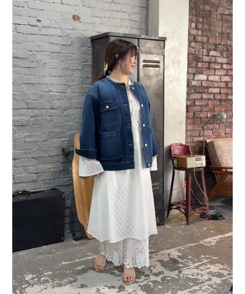 Te chichi（テチチ）の「ノーカラーデニムジャケット（ノーカラージャケット・レディース・ネイビー/ブルー・F）」の7枚目の写真
