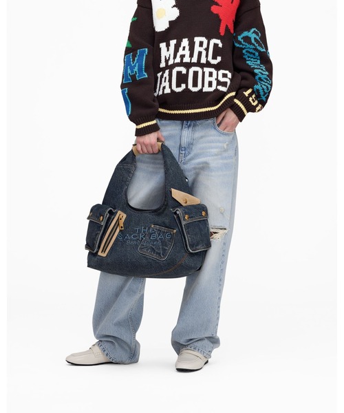 MARC JACOBS（マークジェイコブス）の「DENIM SUEDE POCKET SACK BAG/ザ デニム スエード カーゴ サック バッグ（ショルダーバッグ・レディース・ブルー系その他・ONE SIZE）」の8枚目の写真