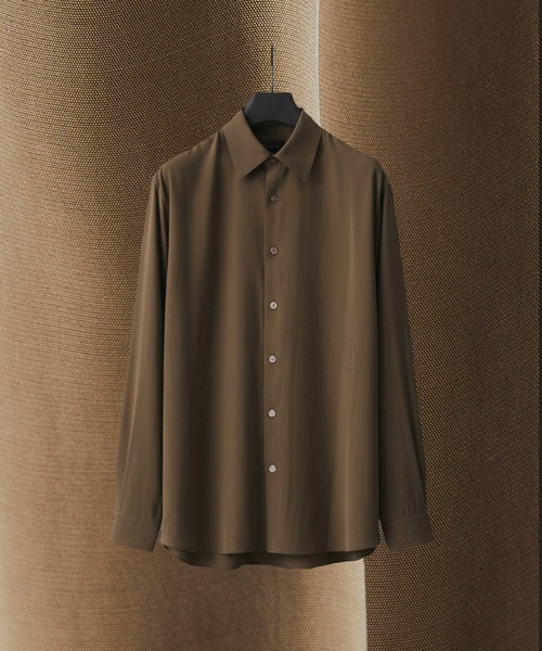 UNITED TOKYO（ユナイテッドトウキョウ）の「【WEB限定】フィブリルレーヨン リラックスシャツ |新作/防シワ/春服/インナー/速乾性/UVカット/限定商品/ウォッシャブル/イージーケア（シャツ/ブラウス・メンズ・オフホワイト/グレイッシュベージュ/ブラック/ライトブルーグレー・1/3/2）」の4枚目の写真