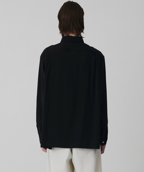 UNITED TOKYO（ユナイテッドトウキョウ）の「【WEB限定】フィブリルレーヨン リラックスシャツ |新作/防シワ/春服/インナー/速乾性/UVカット/限定商品/ウォッシャブル/イージーケア（シャツ/ブラウス・メンズ・オフホワイト/グレイッシュベージュ/ブラック/ライトブルーグレー・1/3/2）」の20枚目の写真