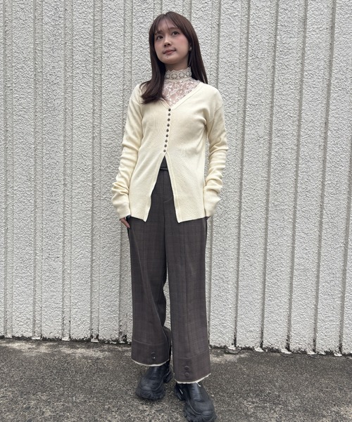 merrylatte(メリーラテ)の「V NECK CARDIGAN【IROHANI】(カーディガン/ボレロ・レディース・アイボリー・FREE)」の13枚目の写真