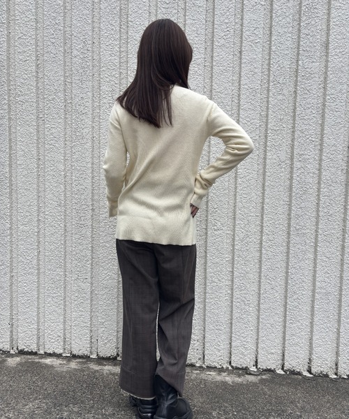 merrylatte(メリーラテ)の「V NECK CARDIGAN【IROHANI】(カーディガン/ボレロ・レディース・アイボリー・FREE)」の19枚目の写真