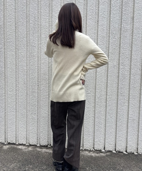 merrylatte(メリーラテ)の「V NECK CARDIGAN【IROHANI】(カーディガン/ボレロ・レディース・アイボリー・FREE)」の20枚目の写真
