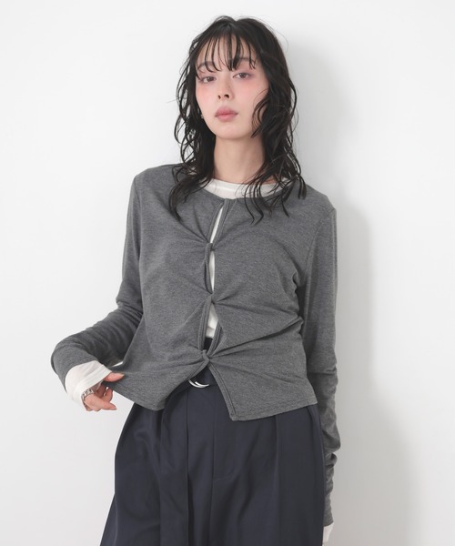 LIAN（リアン）の「2WAYクロスデザインプルオーバー（Tシャツ/カットソー・レディース・ブラック/グレー/イエロー・FREE）」の4枚目の写真