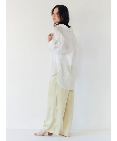 Ungrid（アングリッド）の「シアールーズシャツ（シャツ/ブラウス・レディース・イエロー/ブルー/オフホワイト/パープル・FREE）」の13枚目の写真