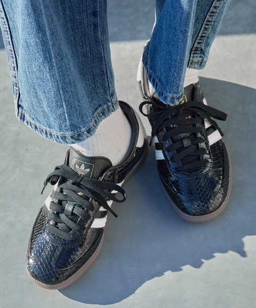 adidas(アディダス)の「adidas/アディダス SAMBA OG W サンバ スリーストライプス 2026年春夏(スニーカー・レディース・シルバー/ブラック・23/23.5/24/24.5/25)」の22枚目の写真