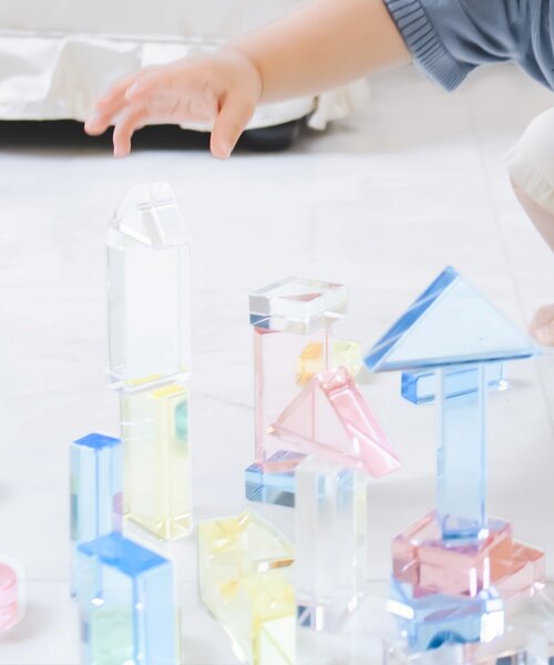 BIRTHDAY BAR(バースデイバー)の「macaron アクリルブロック(おもちゃ・キッズ・クリア・0)」の4枚目の写真