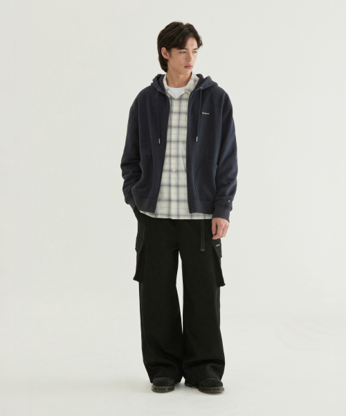 COVERNAT(カバーナット)の「ワイドカーゴスウェットパンツメランジェグレー(その他パンツ・メンズ・その他・MEDIUM/LARGE/X-LARGE/SMALL)」の5枚目の写真