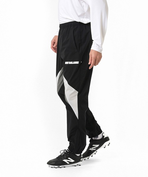 NEW BALANCE(ニューバランス)の「ウーブンジャケットパンツ(スウェットパンツ・メンズ・ブラック×グレー/ブラック×ホワイト/ブラック×ブラック・SMALL/MEDIUM/LARGE/X-LARGE/XX-LARGE)」の4枚目の写真