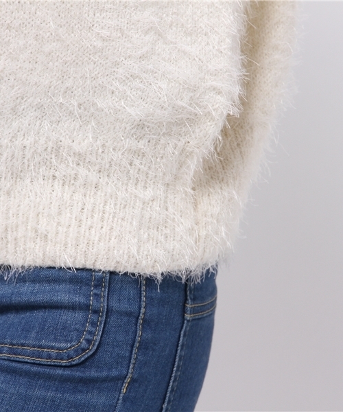 one after another NICE CLAUP（ワンアフターアナザーナイスクラップ）の「【mer 3月号掲載　ナイスクラップ】春のふわふわＶネックニット（ニット/セーター・レディース・ピンク/ライトグレー/ブラック/アイボリー・FREE）」の9枚目の写真