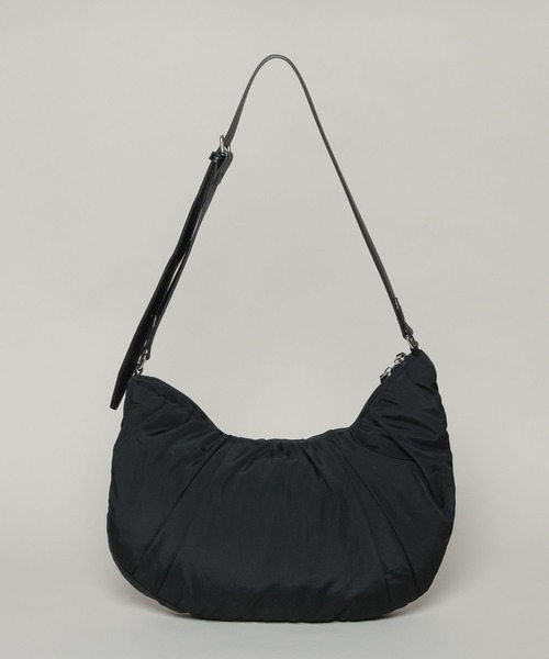 A part by（アパートバイ）の「アシメナイロンショルダー（ショルダーバッグ・レディース・ブラック/ライトベージュ・FREE）」の10枚目の写真