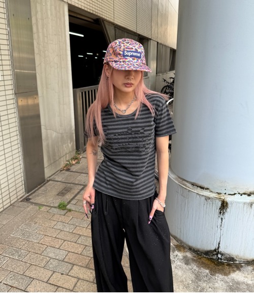 sedacle(セダクル)の「アソートアップリケ柄Tシャツ(Tシャツ/カットソー・レディース・ホワイト/ブラック/チャコールグレー/グレー・LARGE/MEDIUM/SMALL/X-SMALL)」の7枚目の写真