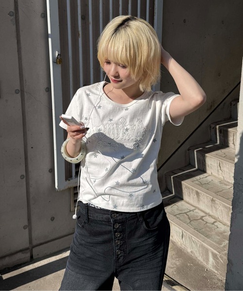 sedacle（セダクル）の「アソートアップリケ柄Tシャツ（Tシャツ/カットソー・レディース・ホワイト/ブラック/チャコールグレー/グレー・LARGE/MEDIUM/SMALL/X-SMALL）」の18枚目の写真