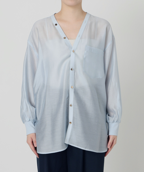 La TOTALITE（ラトータリテ）の「【洗える】Vネックシアーシャツ（シャツ/ブラウス・レディース・ホワイト/バーガンディー/ブルー・FREE）」の22枚目の写真