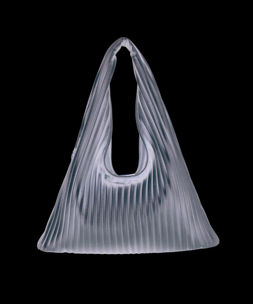 Knuth Marf(クヌースマーフ)の「Knuth Marf/クヌースマーフ leather pleats bag(ショルダーバッグ・レディース・シルバー/ブラック・FREE)」の8枚目の写真