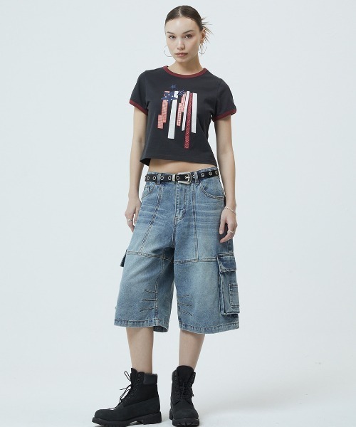 MAHAGRID（マハグリッド）の「『mahagrid/マハグリッド』 FLAG APPLIQUE RINGER CROP TEE/フラッグ アップリケ リンガー クロップ Tシャツ（Tシャツ/カットソー・レディース・グレー/チャコールグレー/ホワイト・XS）」の13枚目の写真