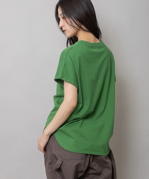 Munich(ミューニック)の「ロゴ刺繍Tシャツ(Tシャツ/カットソー・レディース・ダークベージュ/グリーン/ホワイト・FREE)」の6枚目の写真
