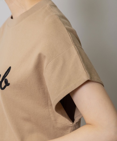 Munich(ミューニック)の「ロゴ刺繍Tシャツ(Tシャツ/カットソー・レディース・ダークベージュ/グリーン/ホワイト・FREE)」の19枚目の写真