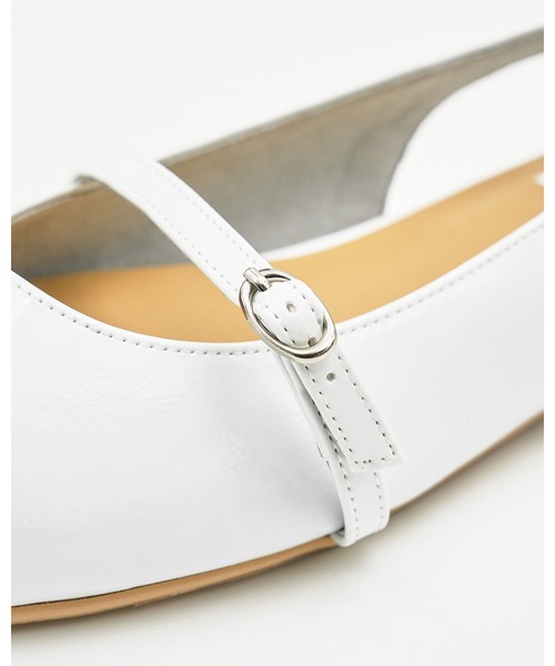 Emma Francis（エマフランシス）の「メリージェーン バックストラップ フラット ミュール（パンプス・レディース・ブラック/ピンク/ホワイト・23.0cm/22.5cm/24.0cm/23.5cm/22.0cm/25.0cm/24.5cm）」の5枚目の写真