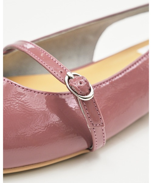 Emma Francis（エマフランシス）の「メリージェーン バックストラップ フラット ミュール（パンプス・レディース・ブラック/ピンク/ホワイト・23.0cm/22.5cm/24.0cm/23.5cm/22.0cm/25.0cm/24.5cm）」の13枚目の写真