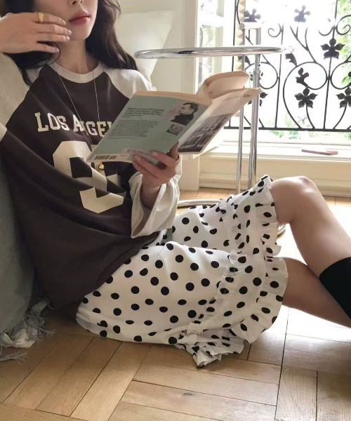 LAC-VERT(ラック・ヴェール)の「ドット柄フリルミディスカート(スカート・レディース・ブラック/ホワイト・FREE)」の19枚目の写真