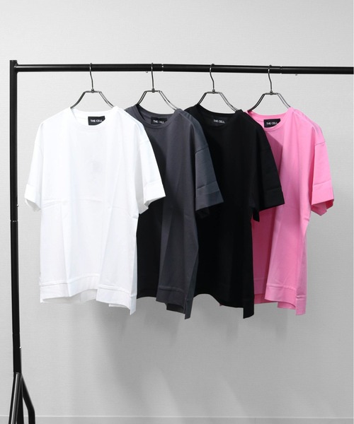 THE CELL.（ザセルドット）の「接触冷感ドライタッチコットン　ロールアップオーバーサイズTシャツ　DRY-TOUCH COOL COTTON ROLL-UP OVERSIZED TEE（Tシャツ/カットソー・レディース・ブラック/チャコールグレー/オフホワイト/ピンク・FREE）」の22枚目の写真