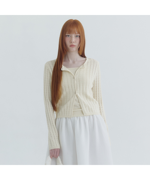 MICANE(ミケーネ)の「ヘッダー スリーブレスカーディガンセットアップ(カーディガン/ボレロ・レディース・クリーム/ネイビー・SMALL/MEDIUM/LARGE/X-LARGE)」の2枚目の写真