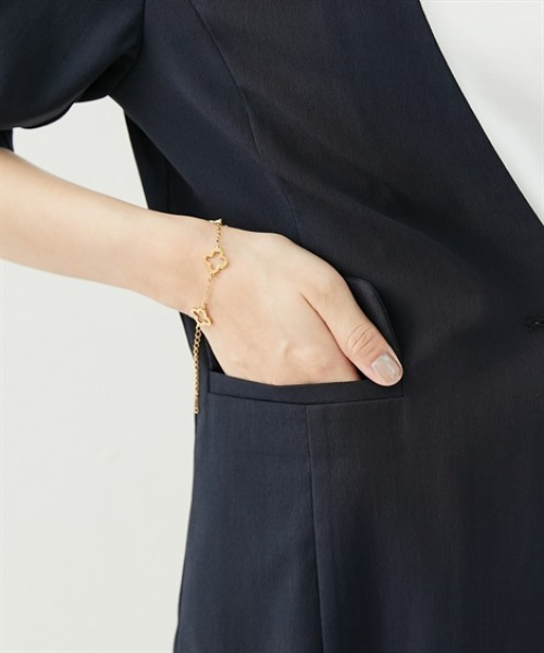 7days Life Styling(セブンデイズライフスタイリング)の「【接触冷感/UVカット】シアーノーカラー5分袖ジャケット(洗濯機OK)(カバーオール・レディース・ブラック/アイボリー・3L/LL/L/M/S)」の12枚目の写真
