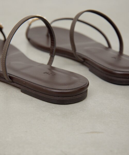 GALLARDAGALANTE(ガリャルダガランテ)の「【2.718】ビジュートングサンダル(その他シューズ・レディース・ダークブラウン/ブラック・38/37/36)」の8枚目の写真