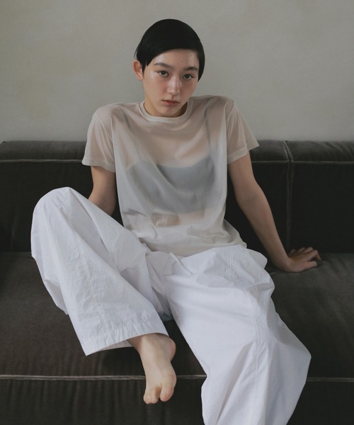 anuke(アンヌーク)の「Sheer Tulle T-Shirts(Tシャツ/カットソー・レディース・アイボリー/ブラウン/ブルー系その他・FREE)」の19枚目の写真
