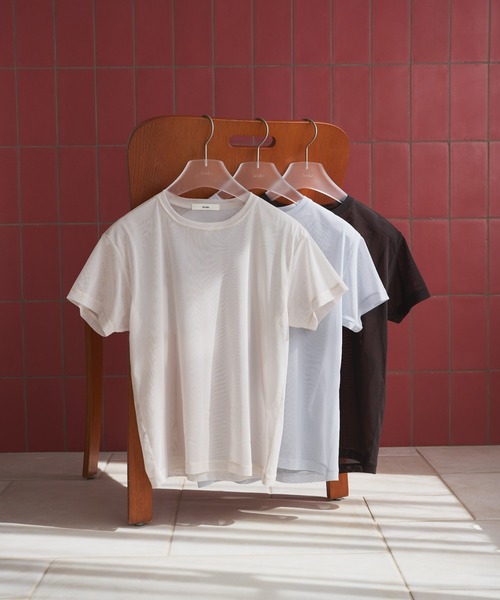 anuke(アンヌーク)の「Sheer Tulle T-Shirts(Tシャツ/カットソー・レディース・アイボリー/ブラウン/ブルー系その他・FREE)」の15枚目の写真