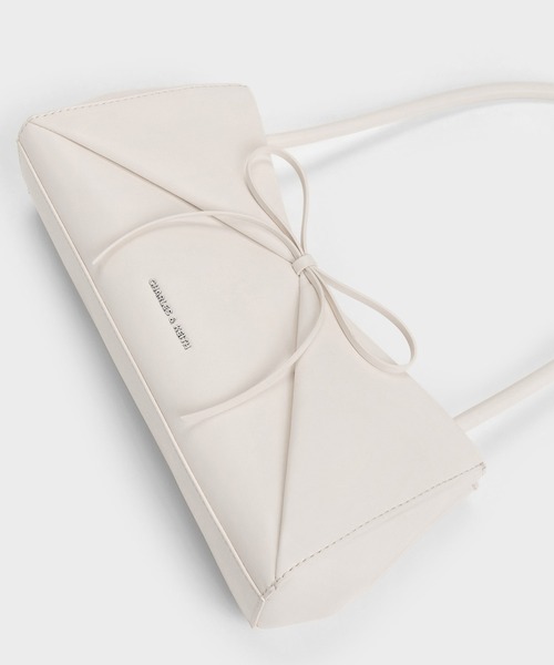 CHARLES & KEITH（チャールズ & キース）の「Hazel ヘーゼル ボウパネル ショルダーバッグ（ショルダーバッグ・レディース・クリーム/ピンク系その他3・M）」の9枚目の写真