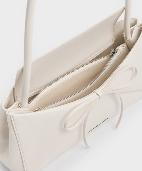 CHARLES & KEITH（チャールズ & キース）の「Hazel ヘーゼル ボウパネル ショルダーバッグ（ショルダーバッグ・レディース・クリーム/ピンク系その他3・M）」の10枚目の写真