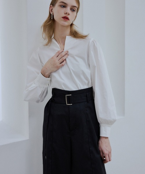 ORGUE(オルグ)の「Belted wide pants/ベルテッドワイドパンツ(スラックス・レディース・ホワイト系その他・SMALL/MEDIUM)」の9枚目の写真