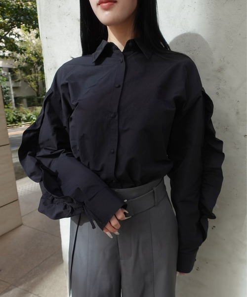ORGUE(オルグ)の「Belted wide pants/ベルテッドワイドパンツ(スラックス・レディース・ホワイト系その他・SMALL/MEDIUM)」の3枚目の写真