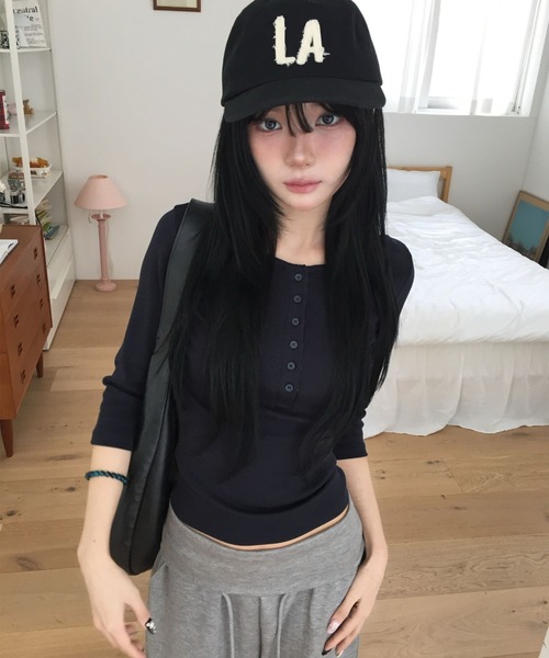 modimood（モディムード）の「[MADE] MOMU BASIC ヘンリーネック7分袖Tシャツ（Tシャツ/カットソー・レディース・ネイビー/ブラック/アイボリー/グレー・FREE/1/2）」の15枚目の写真