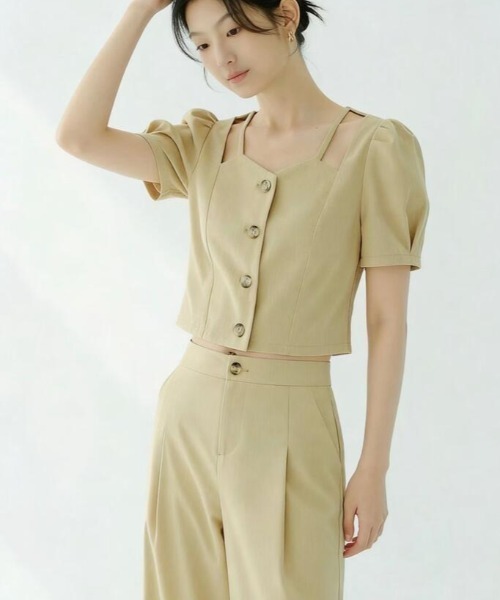 semplice（センプリチェ）の「スクエアネック パフスリーブ セットアップ（セットアップ・レディース・イエロー/ベージュ/ブラック・F）」の16枚目の写真