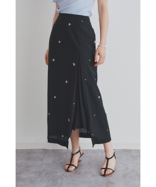 Muel Chic(ミュエルシック)の「Lily embroidery SK リリーエンブロイダリースカート(スカート・レディース・ブラック/ブラウン/ベージュ系その他・MEDIUM/SMALL)」の1枚目の写真